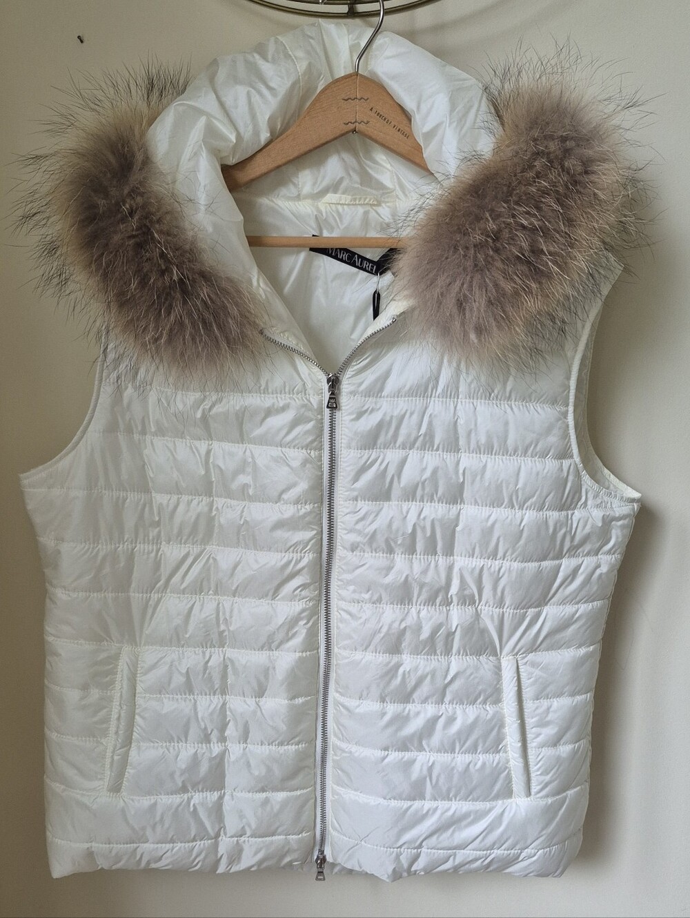 Marc Aurel White Puffer Vest with Genuine Raccoon Fur Hood Size 16 NWT Luxury